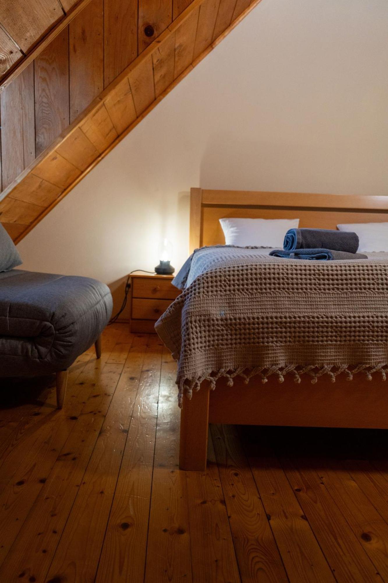 Aura Hotel Banska Stiavnica Bagian luar foto